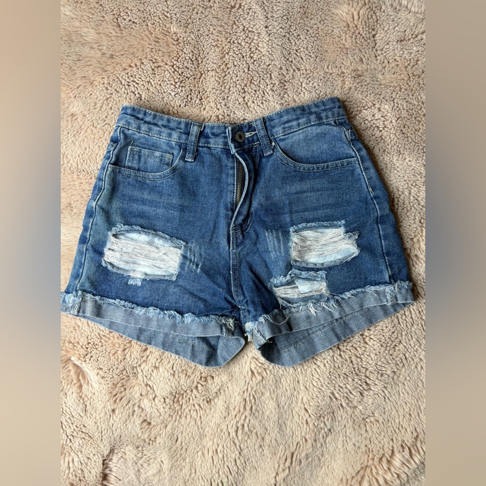 Short jeans